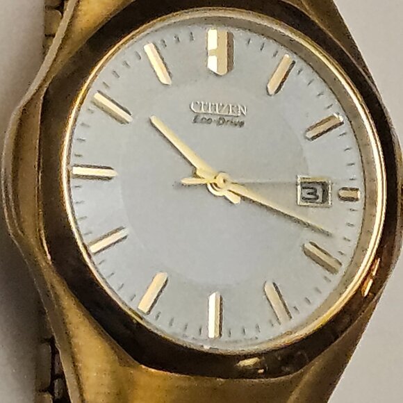 Vintage Citizen Eco-Drive Gold-Tone Men's Watch | Champagne Dial | Classic Style - Picture 3 of 16